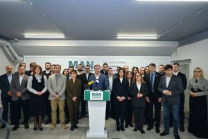 Выступление председателя партии «Национальное альтернативное движение»