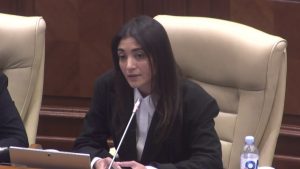 Ольга Урсу - назначенному премьеру: «Почему должна сработать формула, которая проваливалась четыре года подряд?» Мунтяну: «Что я могу сказать?»