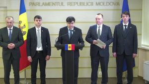 Opoziția parlamentară cere reducerea numărului de deputați: „Parlamentul trebuie să dea exemplu în reducerea cheltuielilor”