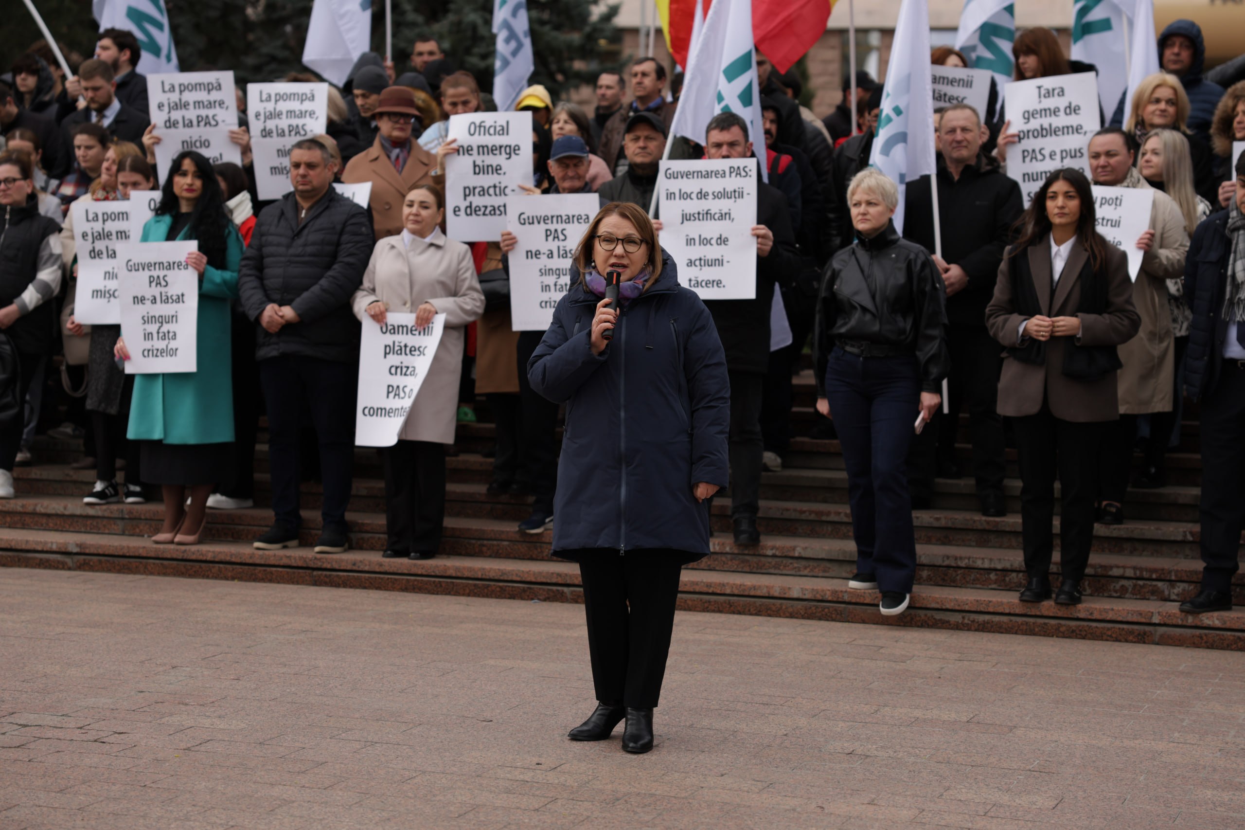 Angela Cutasevici (MAN): „Sărăcia se adâncește, iar oamenii sunt lăsați singuri în fața scumpirilor”