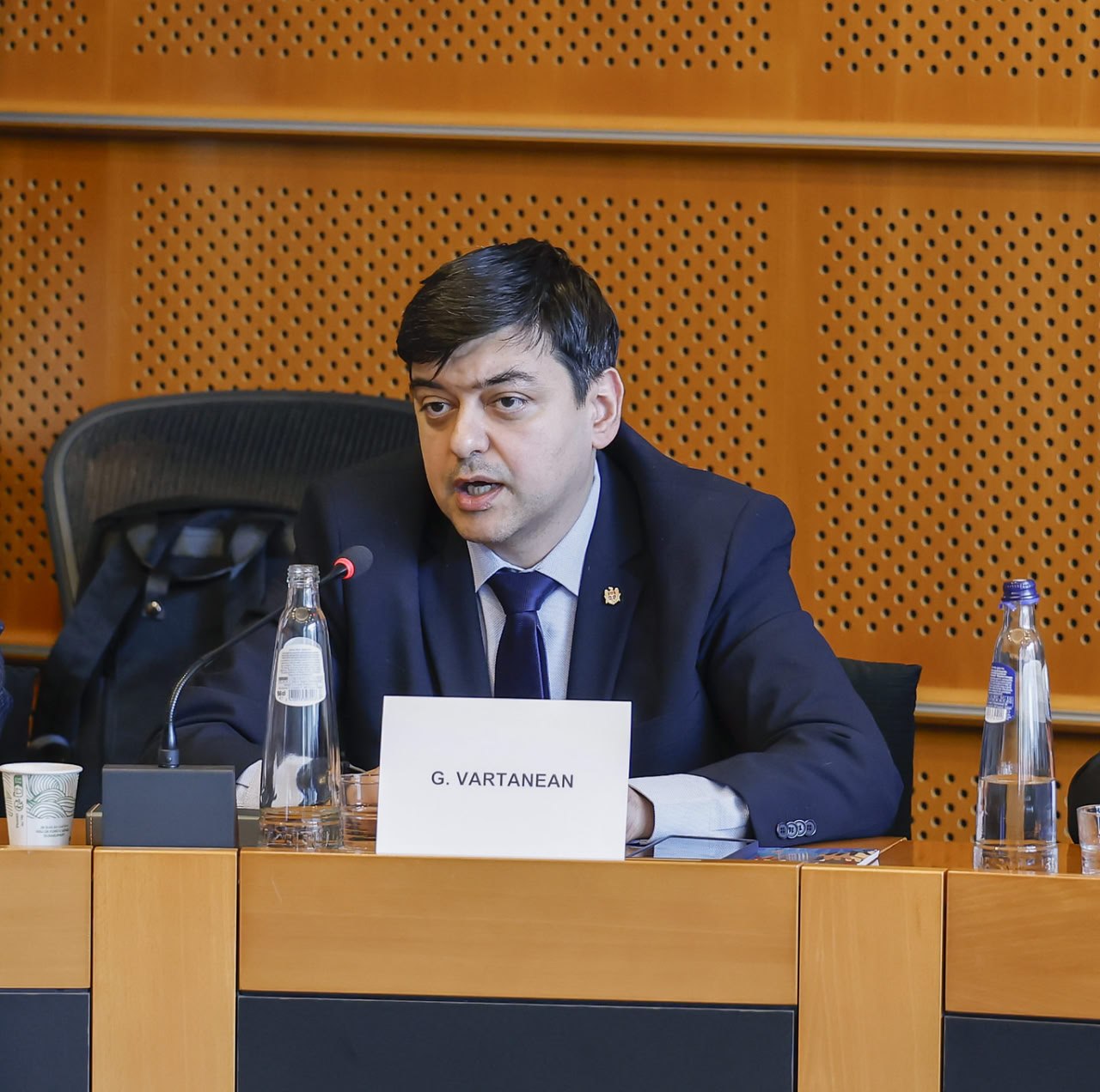 Gaik Vartanean: „The Economist confirmă că Moldova alunecă spre un regim hibrid”