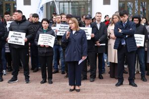 Angela Cutasevici, deputată MAN: „Creșterea prețurilor la carburanți va lovi în fiecare familie”