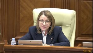 Deputata Angela Cutasevici cere servicii integrate și gratuite pentru minorii consumatori de droguri