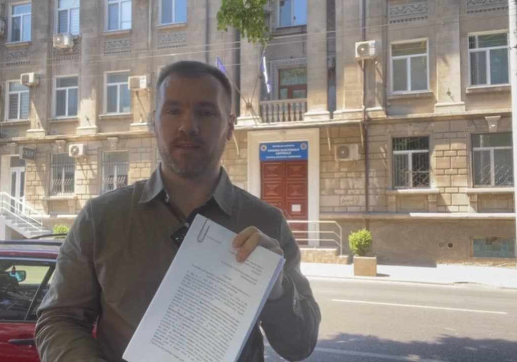 cf0d6a8b-390e-4cc0-ae37-38544d6c1099